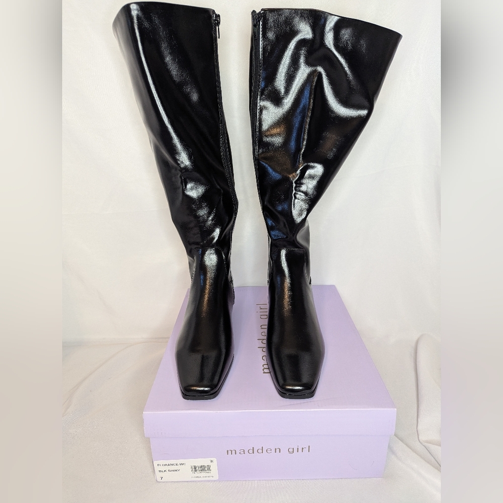 NIB Madden Girl Florance Knee High Low Heel Shiny Black Boots Size 7 WIDE CALF